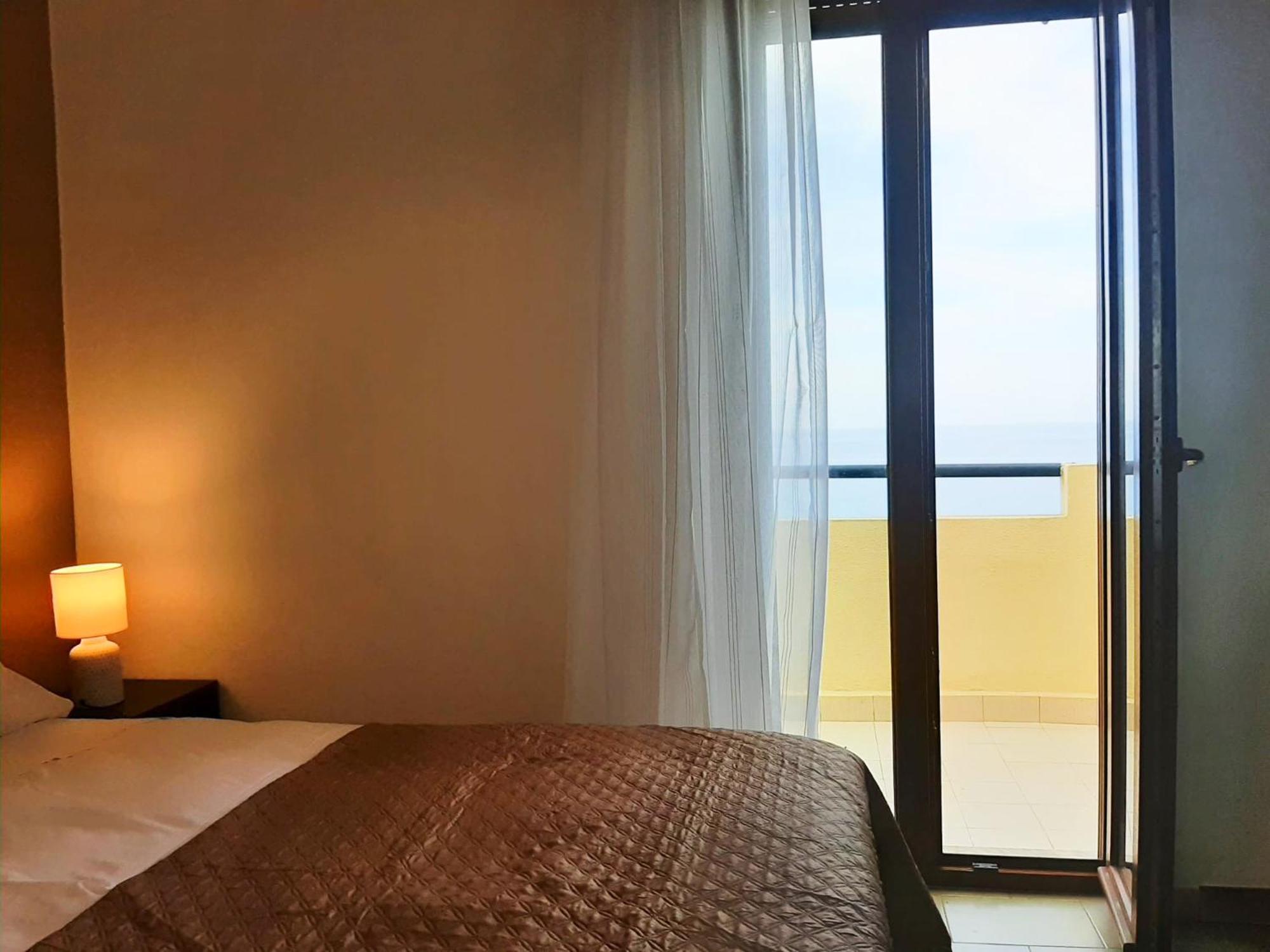 Poseidon Bay Residence มิลาซโซ ภายนอก รูปภาพ